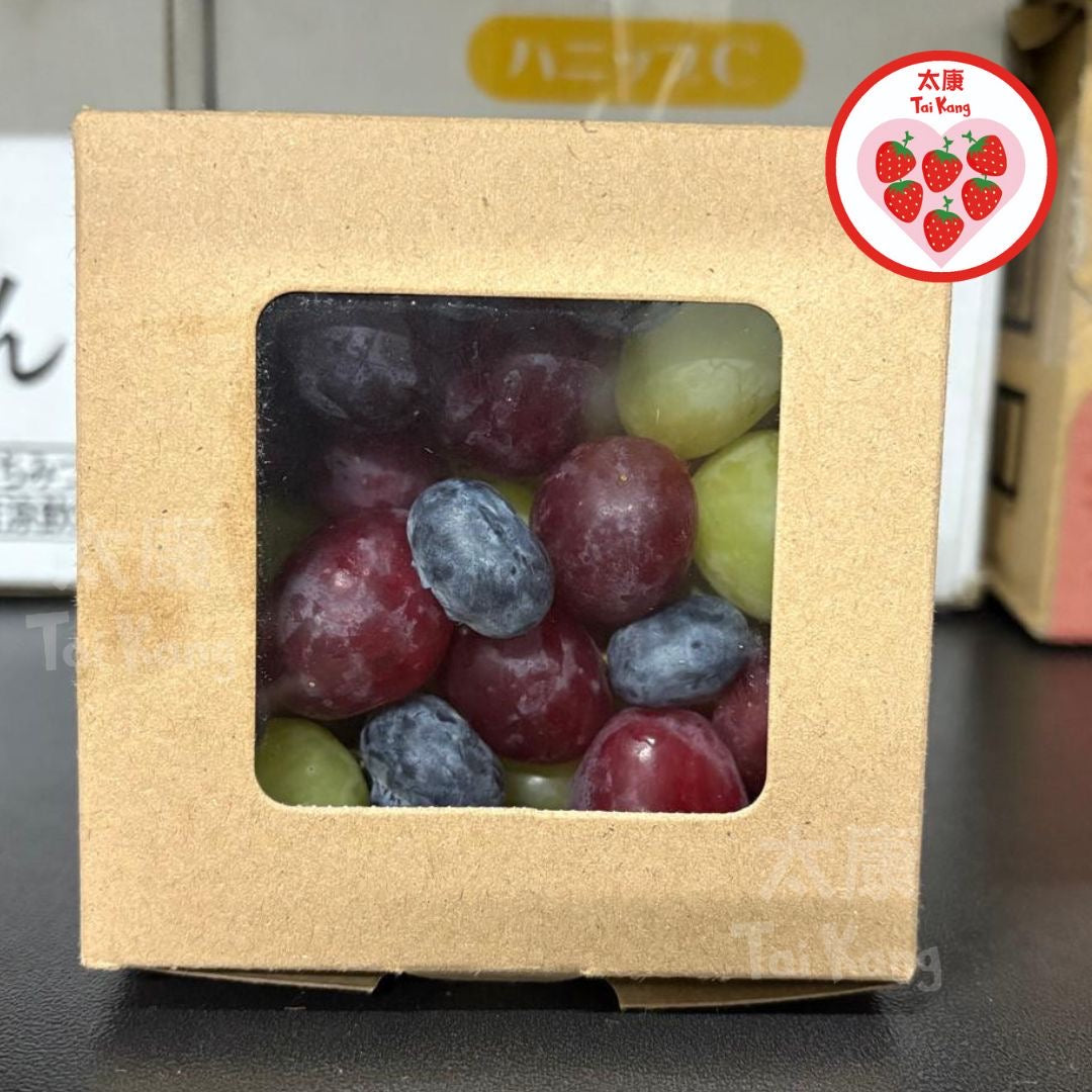 "Thank you berry much" Fruit Box