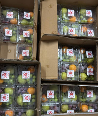 Corporate fruit packs