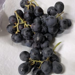Australia Royale Black Grapes (1kg) *seedless*