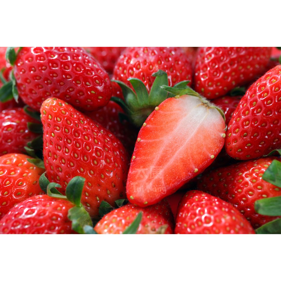 Premium Korea Strawberries (330g/box)