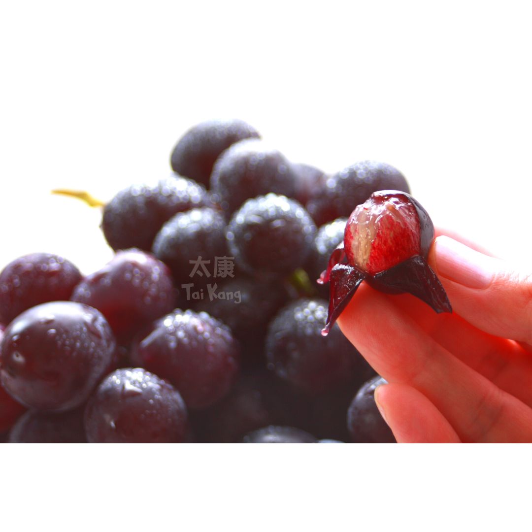 Pinkish Kyoho Grapes (500g-600g)