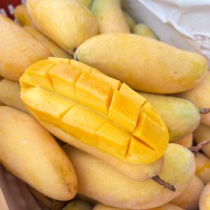 Thai Rainbow Mango (4pcs) *SWEET*
